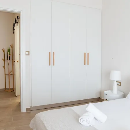 White Dream House * Kos-stad